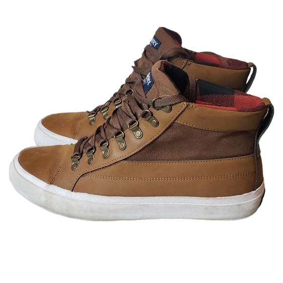 Sperry Hi-top Sneakers - Picture 2 of 7